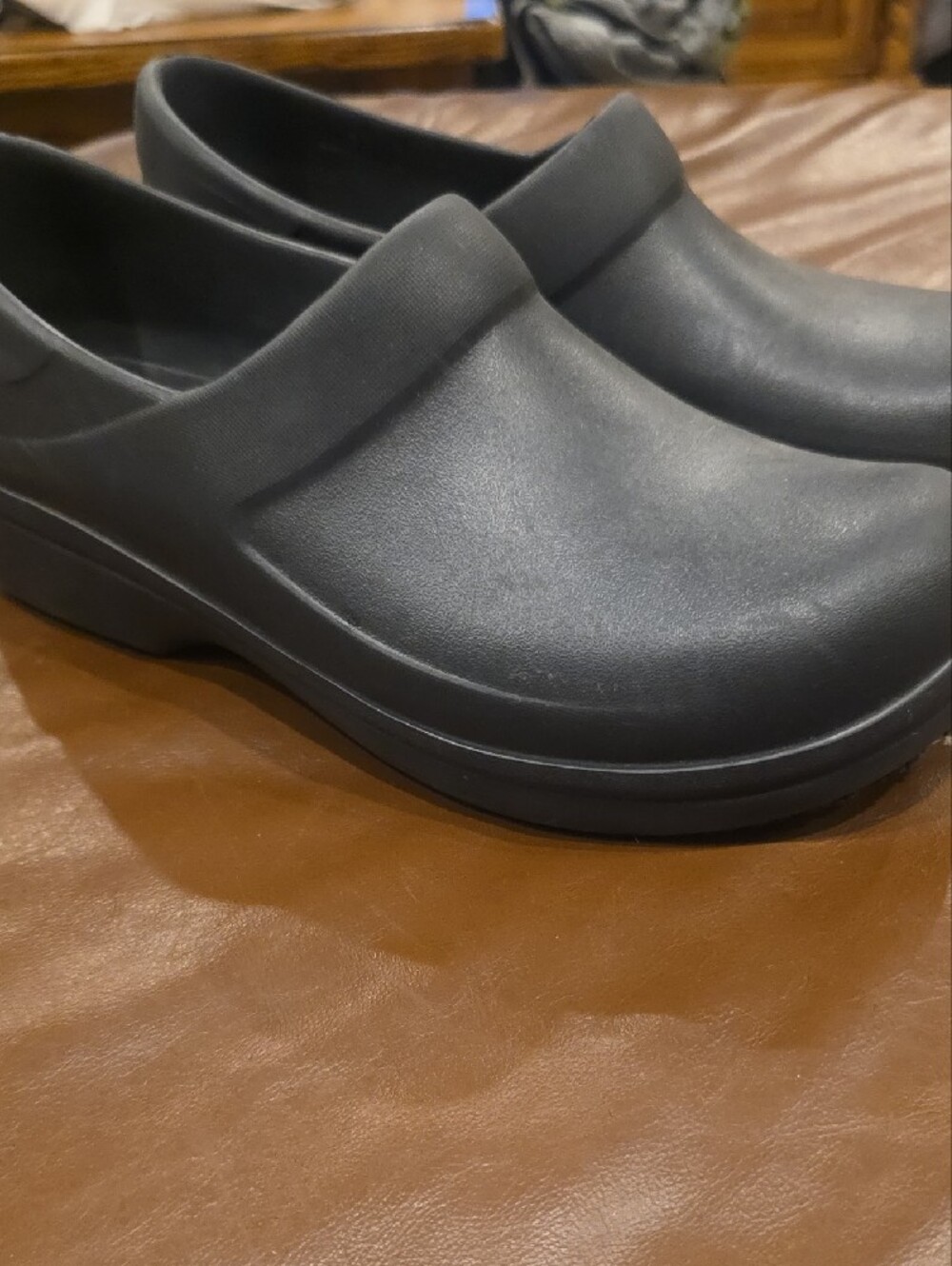 CROCS Womens Nerio II Black Slip-Ons Sz 10 - Picture 2 of 6